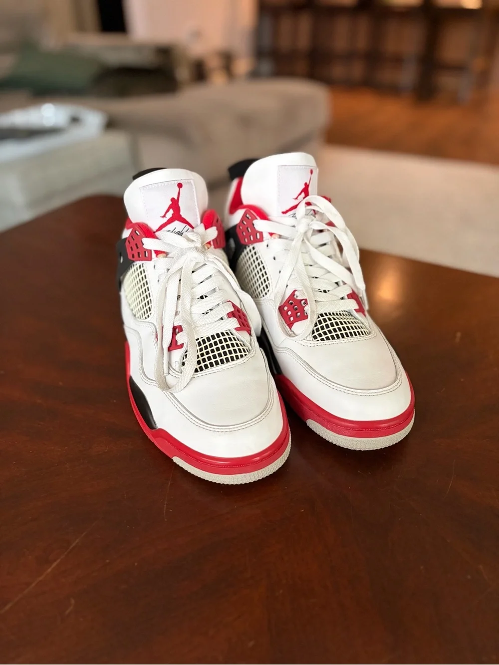 Jordan 4 Fire Red (2020)